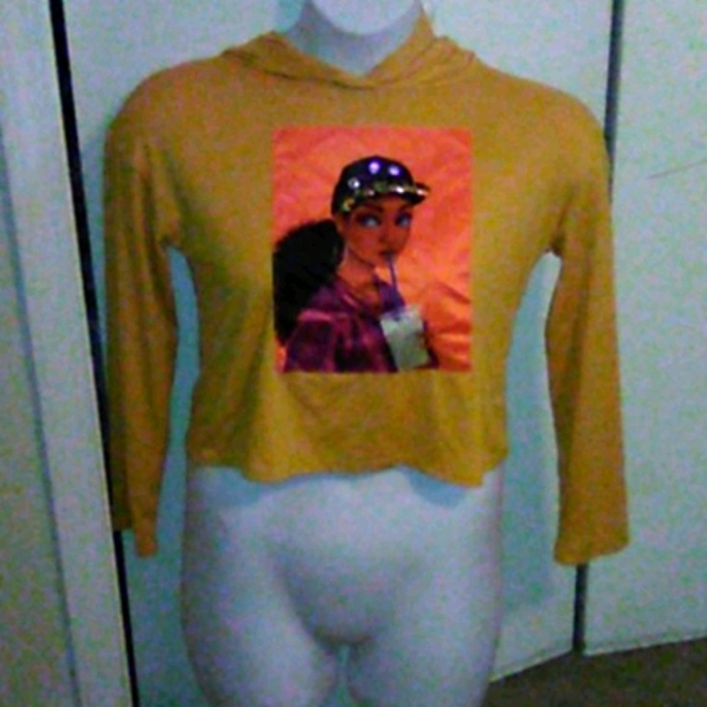 A hoodie top